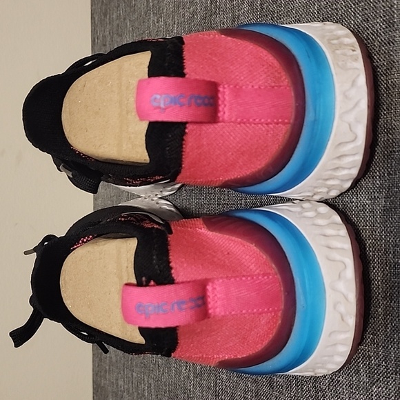 NIKE EPIC REACT - Picture 8 of 12